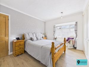 Bedroom- click for photo gallery